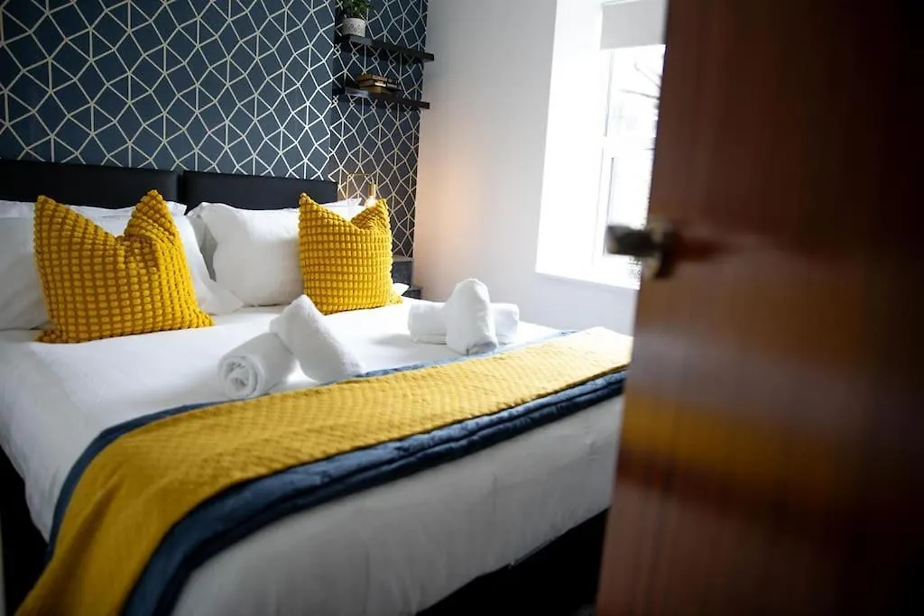 Exquisite 1St Floor Apartment Σέφιλντ
